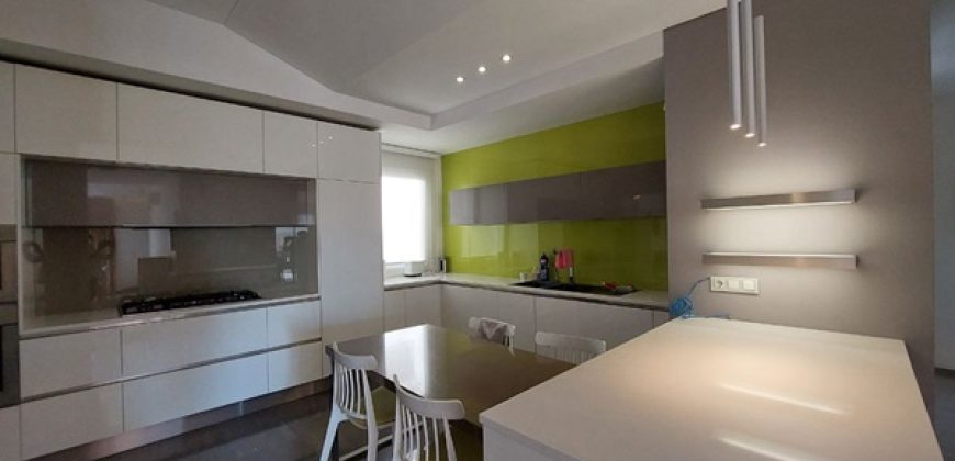 Property 1595